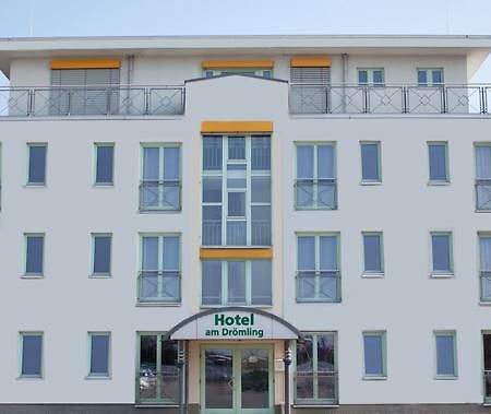 Versfelde Hotel Am Droemling מראה חיצוני תמונה